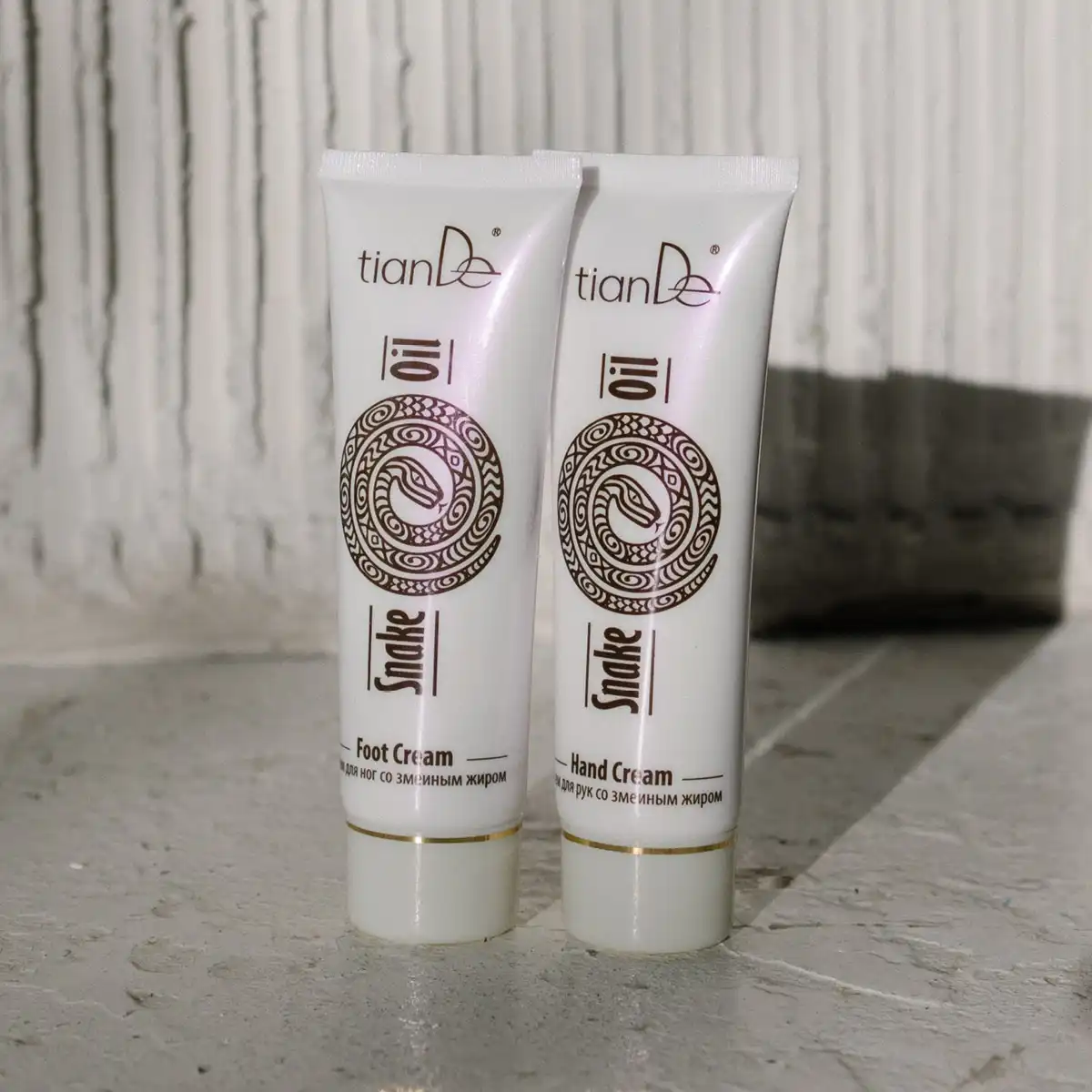 Cremă pentru mâini cu grăsime de șarpe, 80 ml