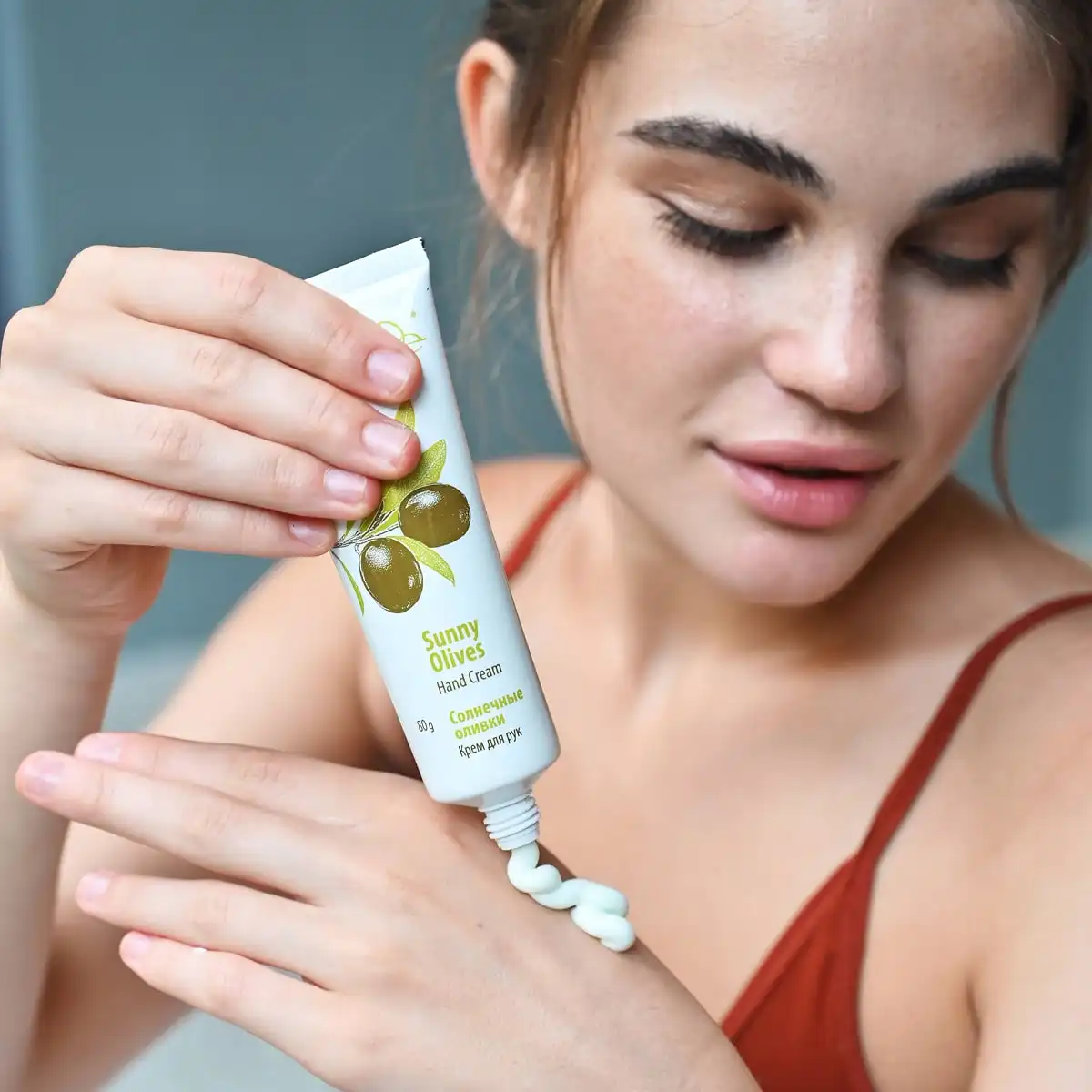 Cremă pentru mâini „Măsline solare”, 80 g